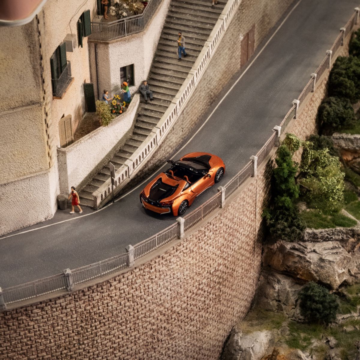 BMW i8 Roadster微型車1:64